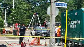 Worker rushed to hospital without vital signs after reported electrocution in Toronto