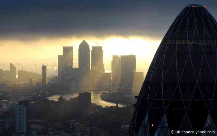 Market report: FTSE 100 climbs to three-week high