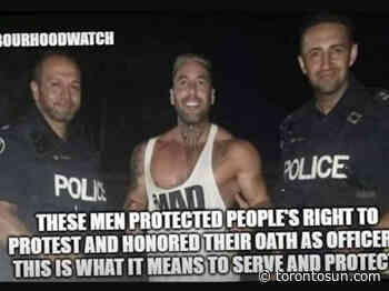 Photo of Toronto cops with anti-mask advocate under review - Toronto Sun