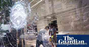 'Two cities' collide as Chicago's social time bomb explodes