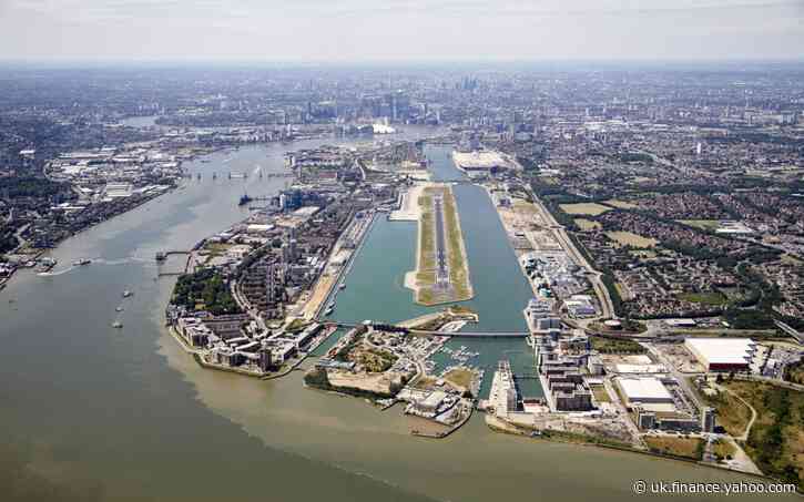 London City airport puts expansion on hold