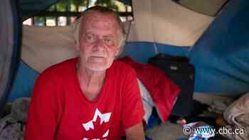 COVID-19 making life more dangerous, difficult for Canadians experiencing homelessness