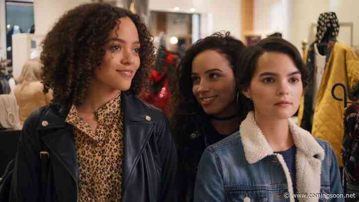 Trinkets Season 2 Trailer Tries to Leave the Past Behind 