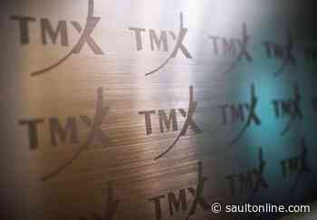 S&P/TSX composite ticks higher as gold regains lustre, U.S. stock markets mixed