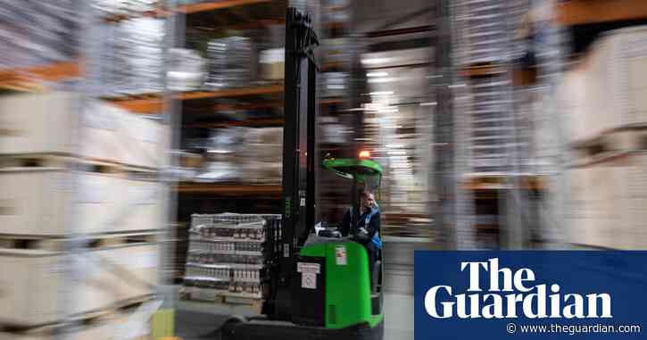 Adverts for jobs related to internet sales surge by 46% in early August