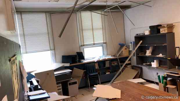 Ceiling collapses at northwest Calgary charter school