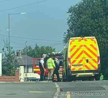 Car hits lamppost on Dunriding Lane, Eccleston - St Helens Star