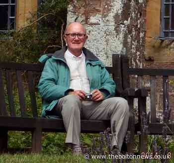 Tribute paid to former director of The Bolton News