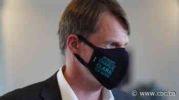 Saskatoon's mayor recommends mask use in public spaces, on transit