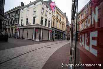 De economie krimpt hard en snel door corona, maar ‘laten we elkaar niet in de put praten’