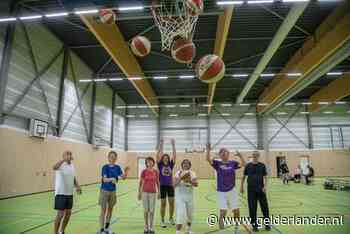 Walking basketbal van start in Malden: ‘Alles mag, behalve rennen’