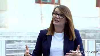 A-levels in Wales: Minister makes pledge on this year's grades - BBC News