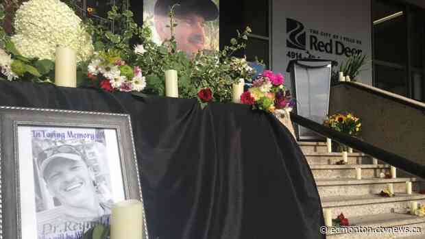 Slain doctor remembered in Red Deer, Edmonton candlelight ceremonies