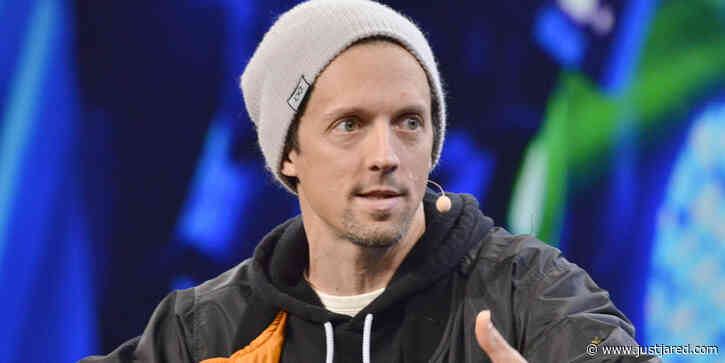 Former USPS Employee Jason Mraz Calls Out President Trump For Trying To Tamper With The Election