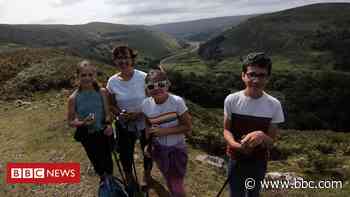 County Durham children raise money for child poverty charity - BBC News