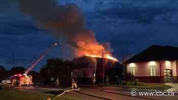 Garage fire in Carlyle, Sask., caused by lightning: fire department