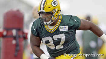 Packers sign Kenny Clark to extension that makes him highest-paid nose tackle in league history, per report