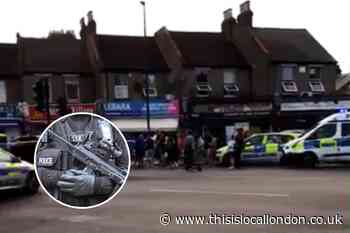 Reports of man with gun in Mitcham prompts police response