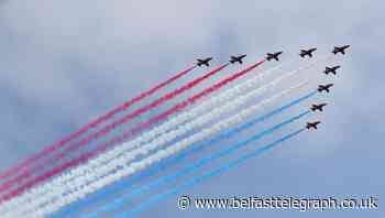 Poor weather on VJ Day sees Red Arrows’ flypast cancelled in major cities
