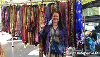 Castelnaudary. Sur le marché: belles tenues indiennes artisanales - ladepeche.fr