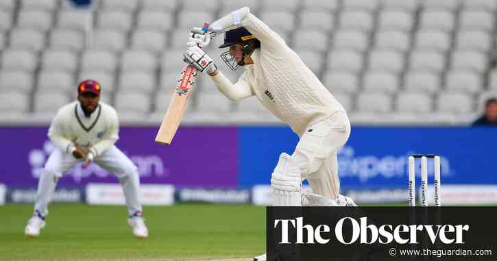 England's Zak Crawley says playing in bad light could risk 'life-changing' injury