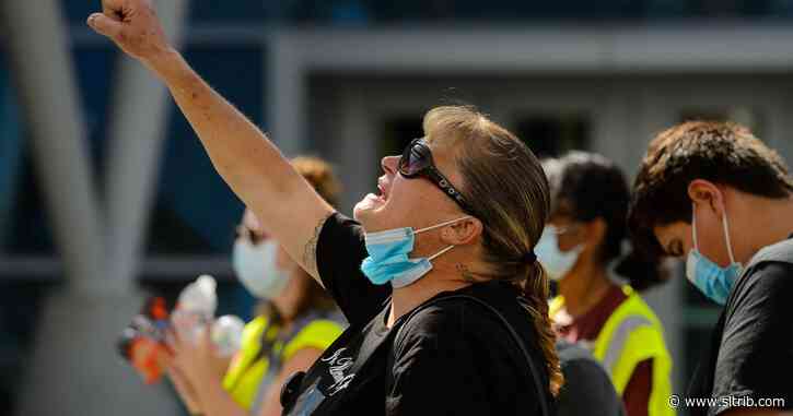 Neither pro-police nor anti-police rallies like Mayor Erin Mendenhall’s reform orders