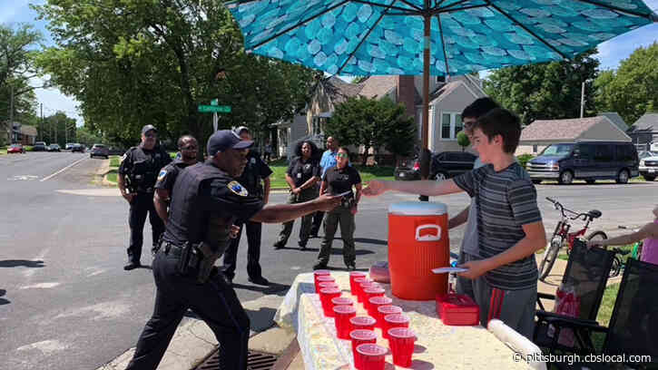 Community Rallies To Help Lemonade Stand After It Was Robbed