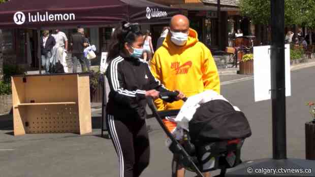 Town of Banff expands mandatory mask use bylaw to include Bear Street pedestrian area
