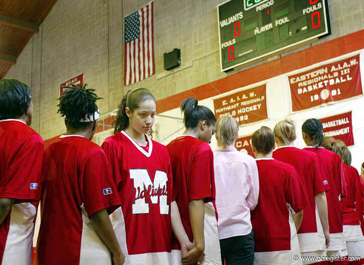 How athletes protesting the national anthem has evolved over 17 years