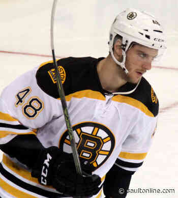 Bruins win without Rask, take 2-1 lead over Hurricanes