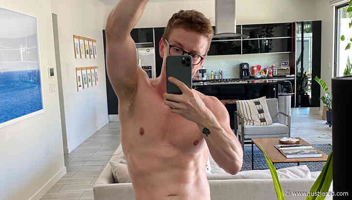 Tyler Oakley Shows Off Ripped Body in Just a Speedo!