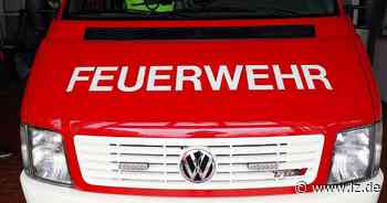 Nach missglückter Smartphone-Rettung: Feuerwehr befreit 26-Jährige von Dachvorsprung | Lokale Nachrichten aus Bad Salzuflen - Lippische Landes-Zeitung