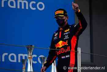 Verstappen: ‘De Mercedessen splitten, meer kan ik niet doen’