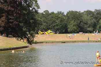 Man gewond na duik van brug in Twente: ‘Heel dom’