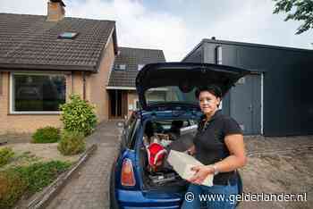 Officieel is ze dakloos maar Emely (47) gaat niet bij de pakken neerzitten: ‘Ik wil vooruit, een nieuwe start maken’