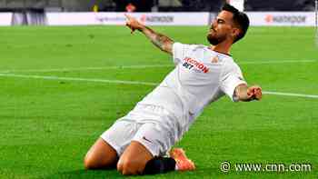 Sevilla strike late to beat Manchester United and advance to Europa League final