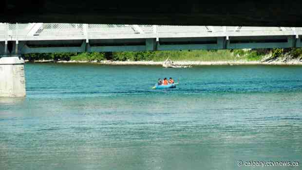 Calgarians looking to beat the heat offer tips to stay safe