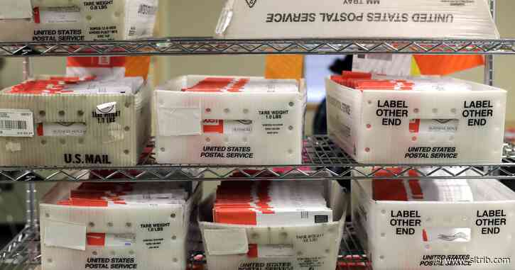 Pelosi to call House back into session to vote on Postal Service bill