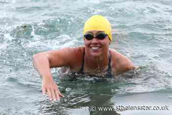 Endurance swimmer Chloe McCardel completes record-breaking Channel crossing - St Helens Star