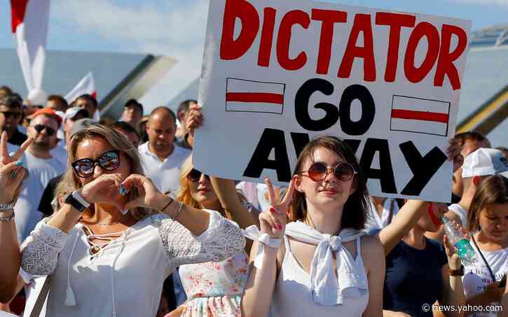 Huge protest in Minsk as thousands demand the end to Alexander Lukashenko's premiership