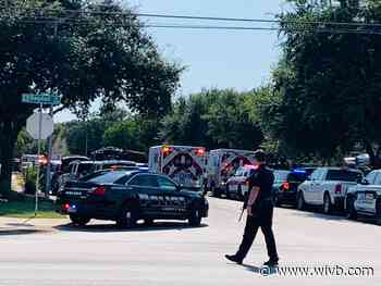 Hostage situation after Texas officers shot ends peacefully