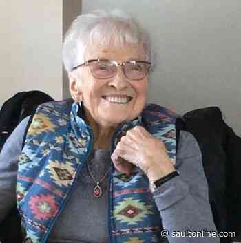 BEHNKE, Doris (nee Tulloch)