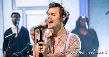 Harry Styles spotted in Bath posing for pictures with fans