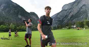Wales youngster Neco Williams signs long-term contract with Liverpool