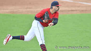 Cleveland's Oliver Perez reportedly threatened to opt out after Mike Clevinger and Zach Plesac broke protocol