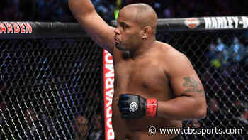 Daniel Cormier sends message following UFC 252 loss and retirement: 'Been a helluva ride, huh?'