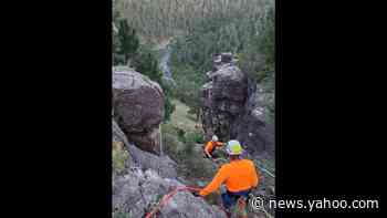 Hikers horrified as teen slips, plunges off rocks in South Dakota, officials say