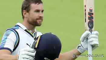 Bob Willis Trophy: Derbyshire dig in after Dawid Malan's double century on his Yorkshire home debut