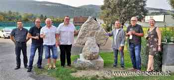 Künstler schenkte seiner Gemeinde zwei Skulpturen - Neunkirchen - meinbezirk.at