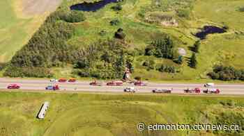 Barn fire on rural Edmonton acreage under control: EFRS - CTV News Edmonton